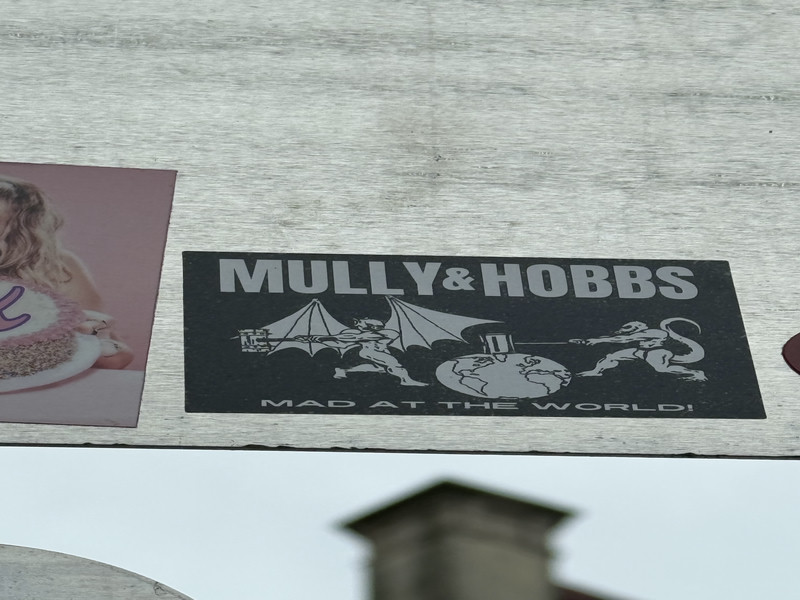 Mully & Hobbs