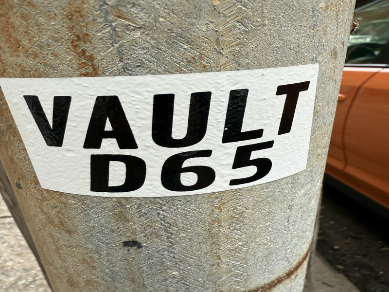Vault D65