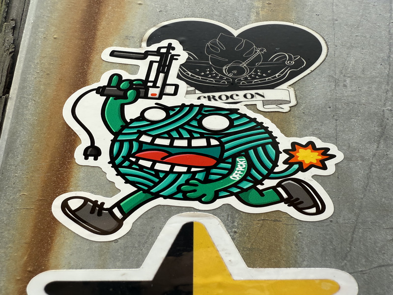 Off PKT